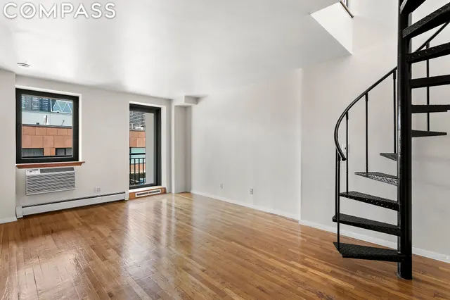 325 West 51st Street