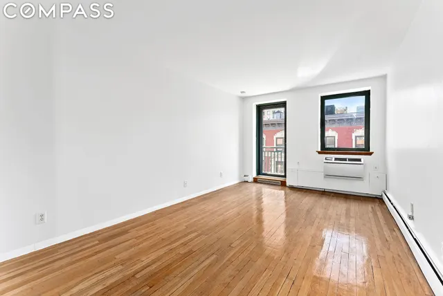 325 West 51st Street