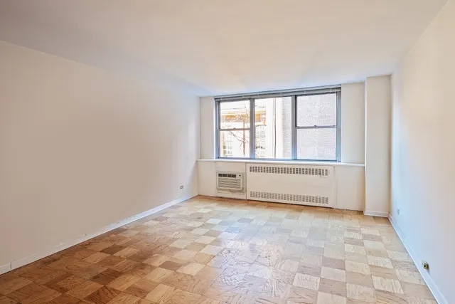 32 Gramercy Park South