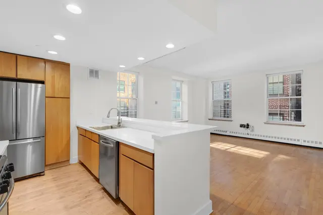 130 Beekman Street