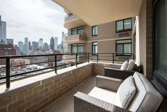 400 East 70th Street