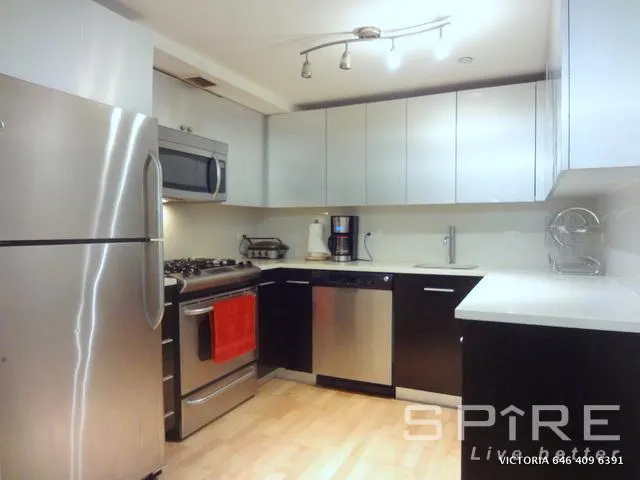 13-11 Jackson Avenue