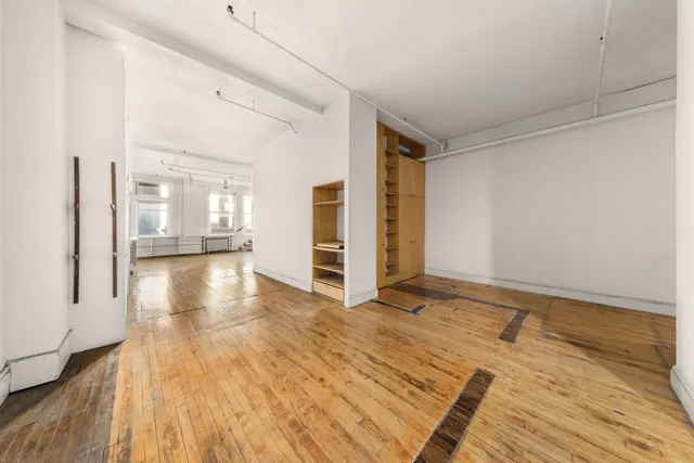 718 Broadway