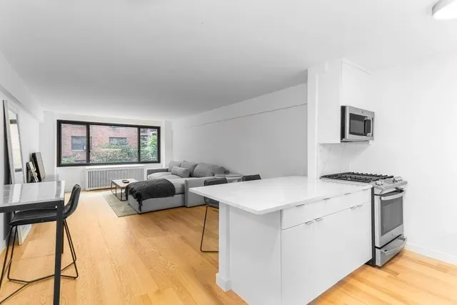 425 East 63rd Street