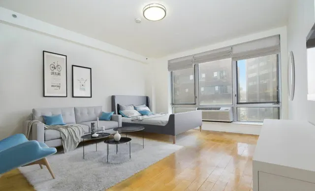 13-11 Jackson Avenue