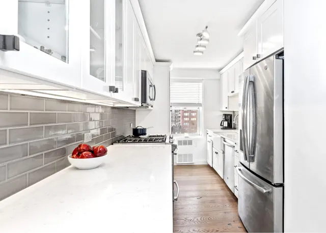 150 East 61st Street
