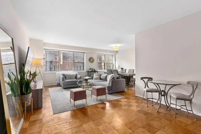 400 East 54th Street