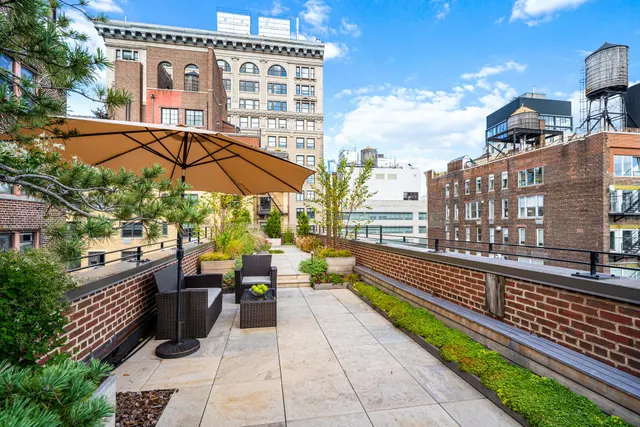 43 5th Avenue