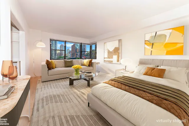 305 East 72nd Street
