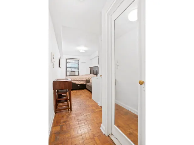 135 East 54th Street