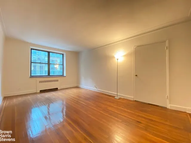 8 East 48th Street