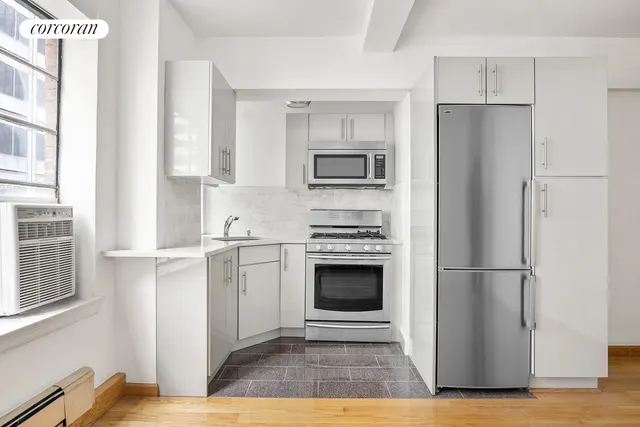 140 East 40th Street