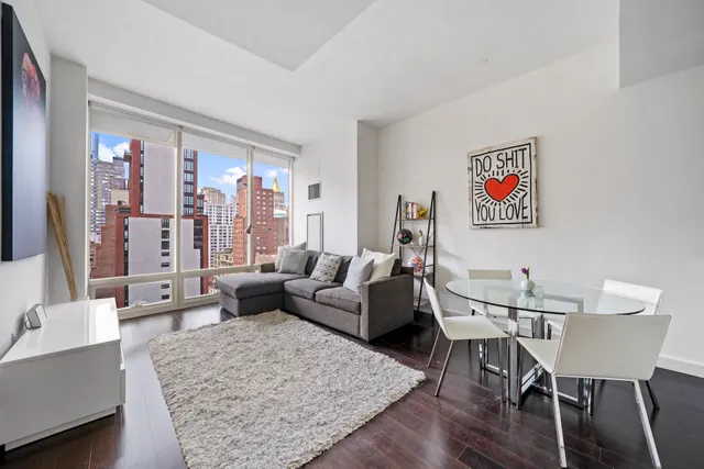 300 East 23rd Street