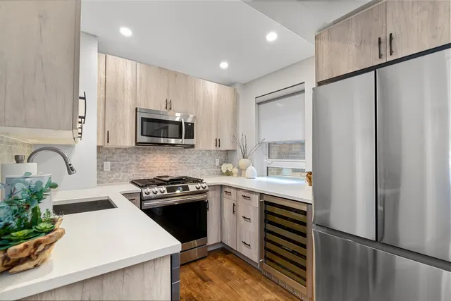 45 West 54th Street
