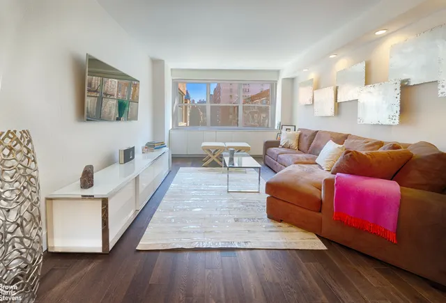 300 East 71st Street