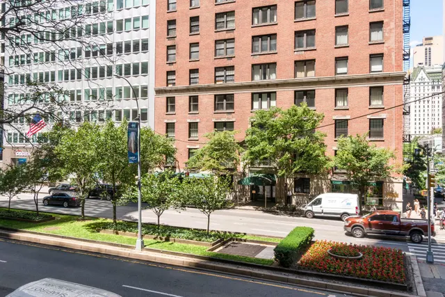 475 Park Avenue