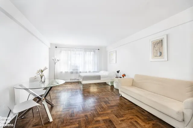 135 East 54th Street
