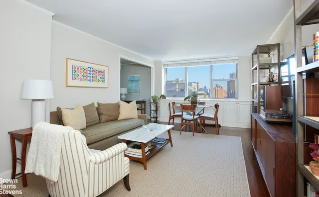 32 Gramercy Park South