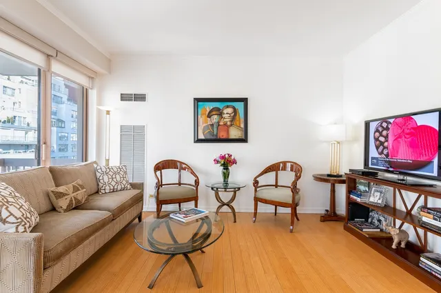 200 East 69th Street
