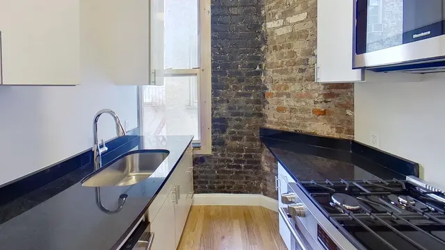 234-236 Thompson Street