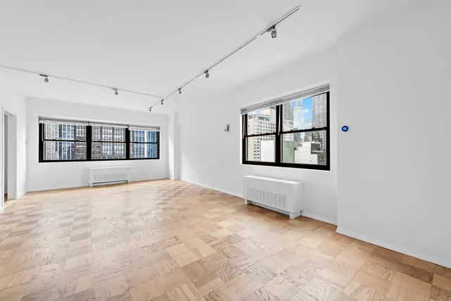 58 West 58th Street