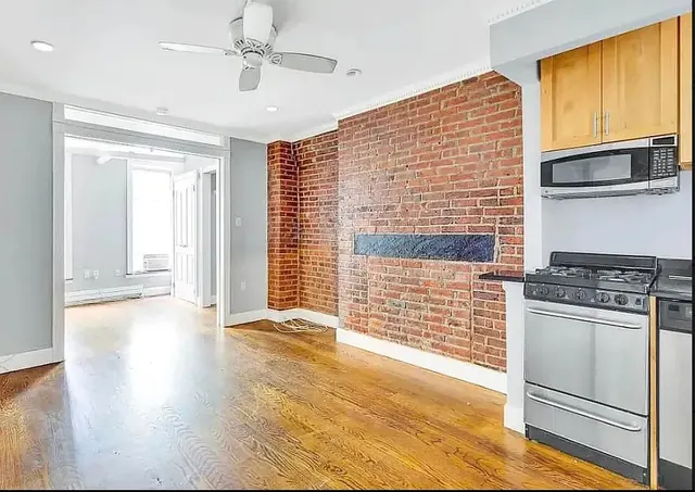 306 Mott Street