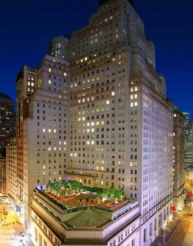 15 Broad Street