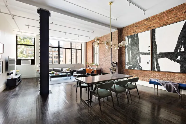 718 Broadway