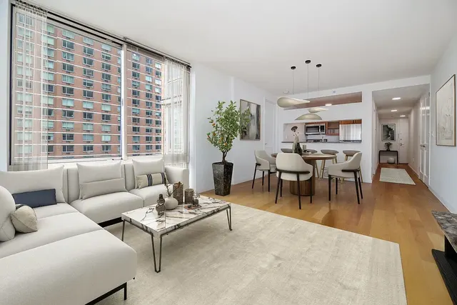 260 West 54th Street