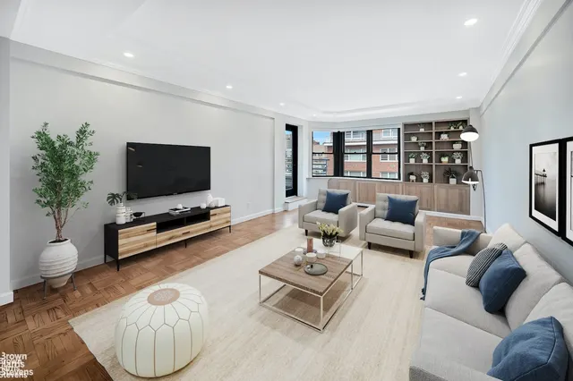 196 East 75th Street