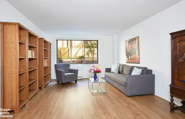 445 West 54th Street
