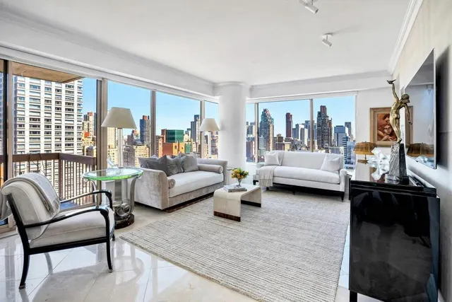 200 East 69th Street