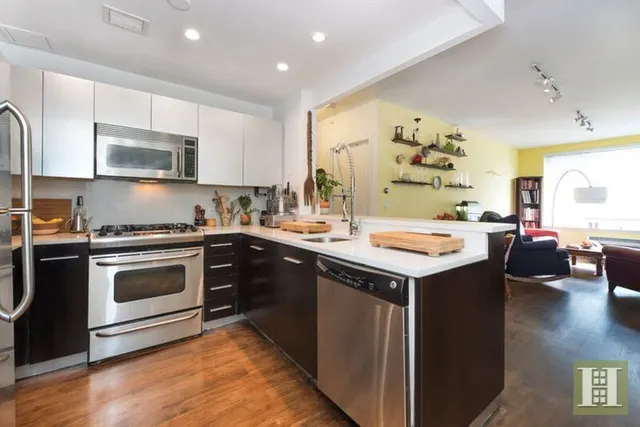 13-11 Jackson Avenue