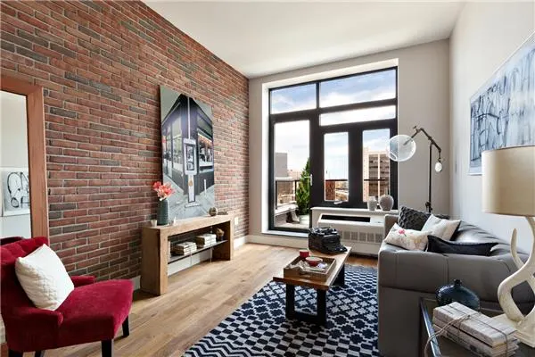 47-34 11th Street