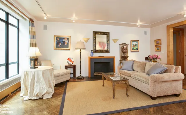 24 West 55th Street