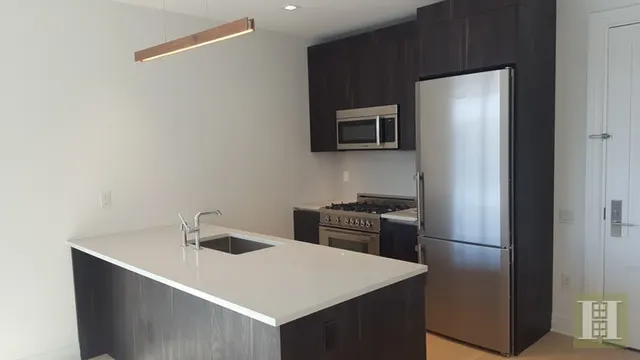 13-33 Jackson Avenue