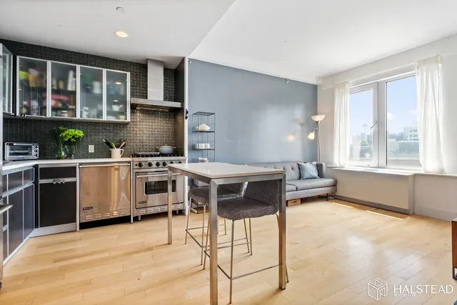 10-50 Jackson Avenue