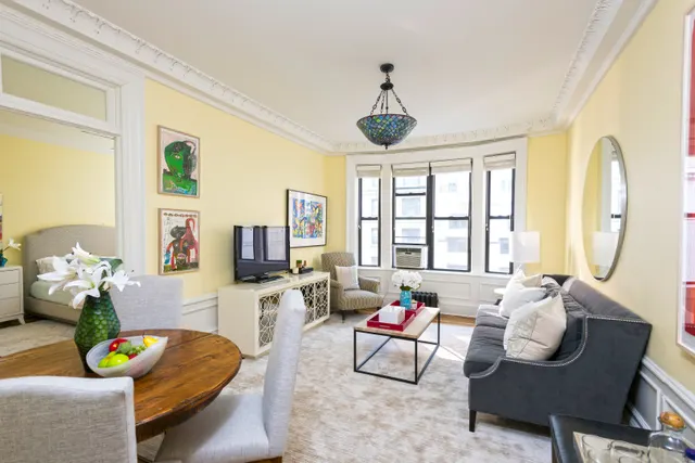 200 West 54th Street