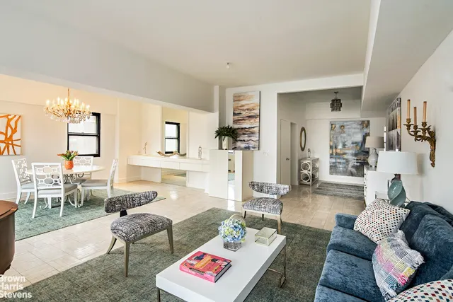 176 East 77th Street