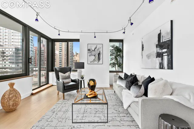 300 East 85th Street
