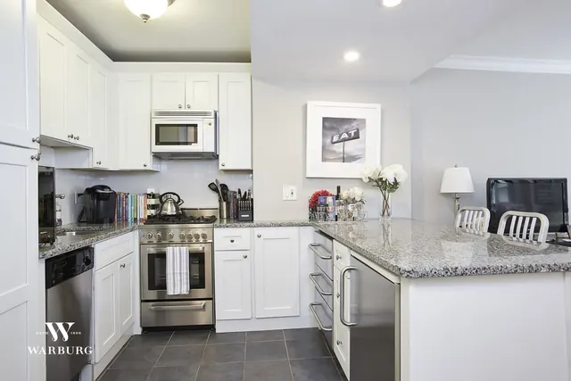 210 East 15th Street