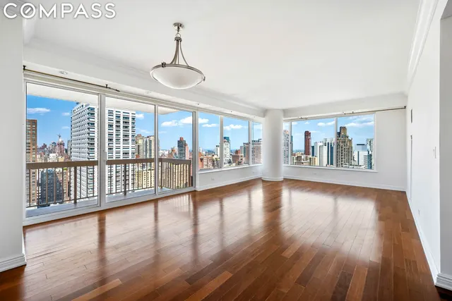 200 East 69th Street