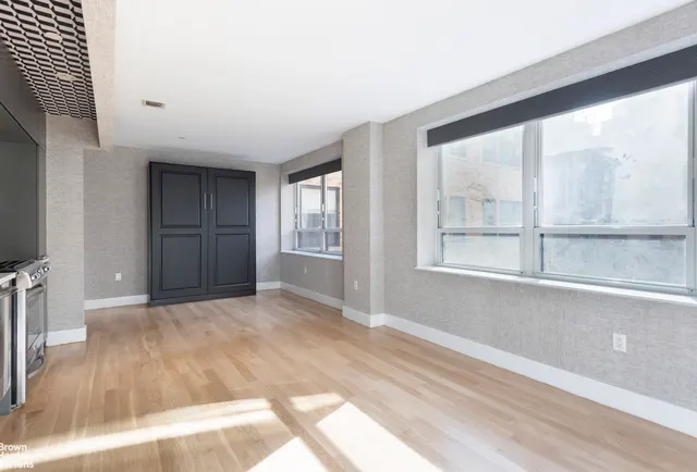 465 West 51st Street