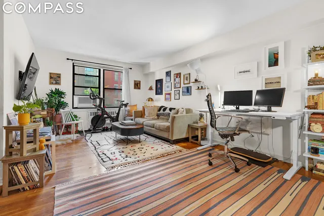 54 East 8 Street