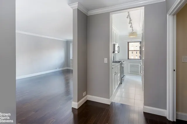 176 East 77th Street