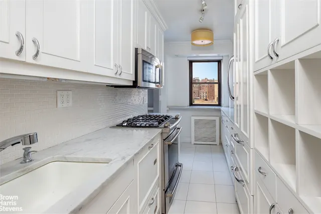 176 East 77th Street