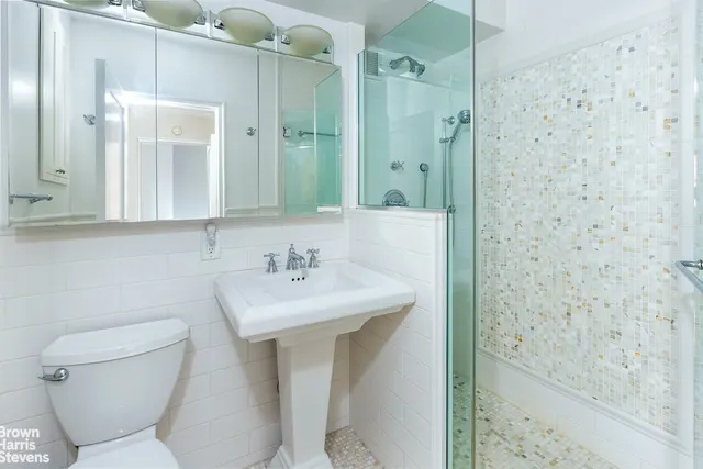 176 East 77th Street