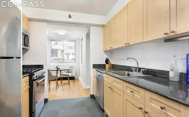 308 East 38th Street