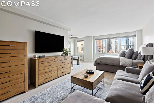 200 East 84th Street