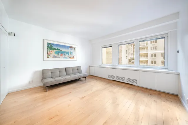 58 West 58th Street